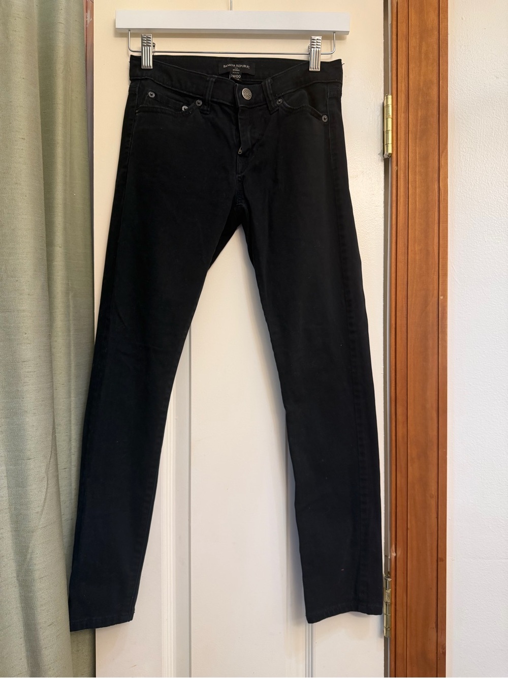 Banana Republic Skinny Jeans | Black | Petite 24/00 | Stretch Denim